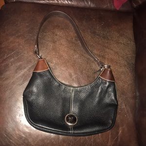 Dooney & Bourke pebble leather shoulder purse